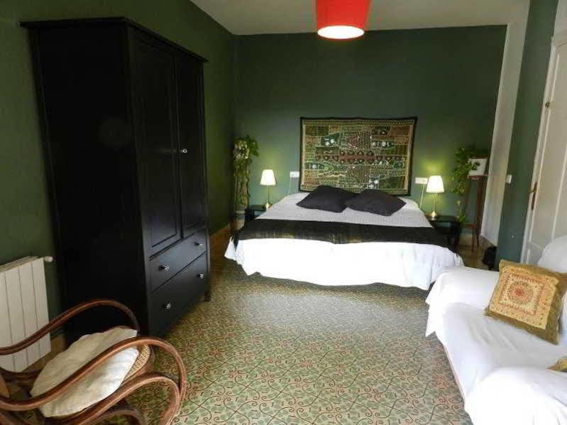 Villa Alicia Guest House Málaga Exterior foto A room at the hotel
